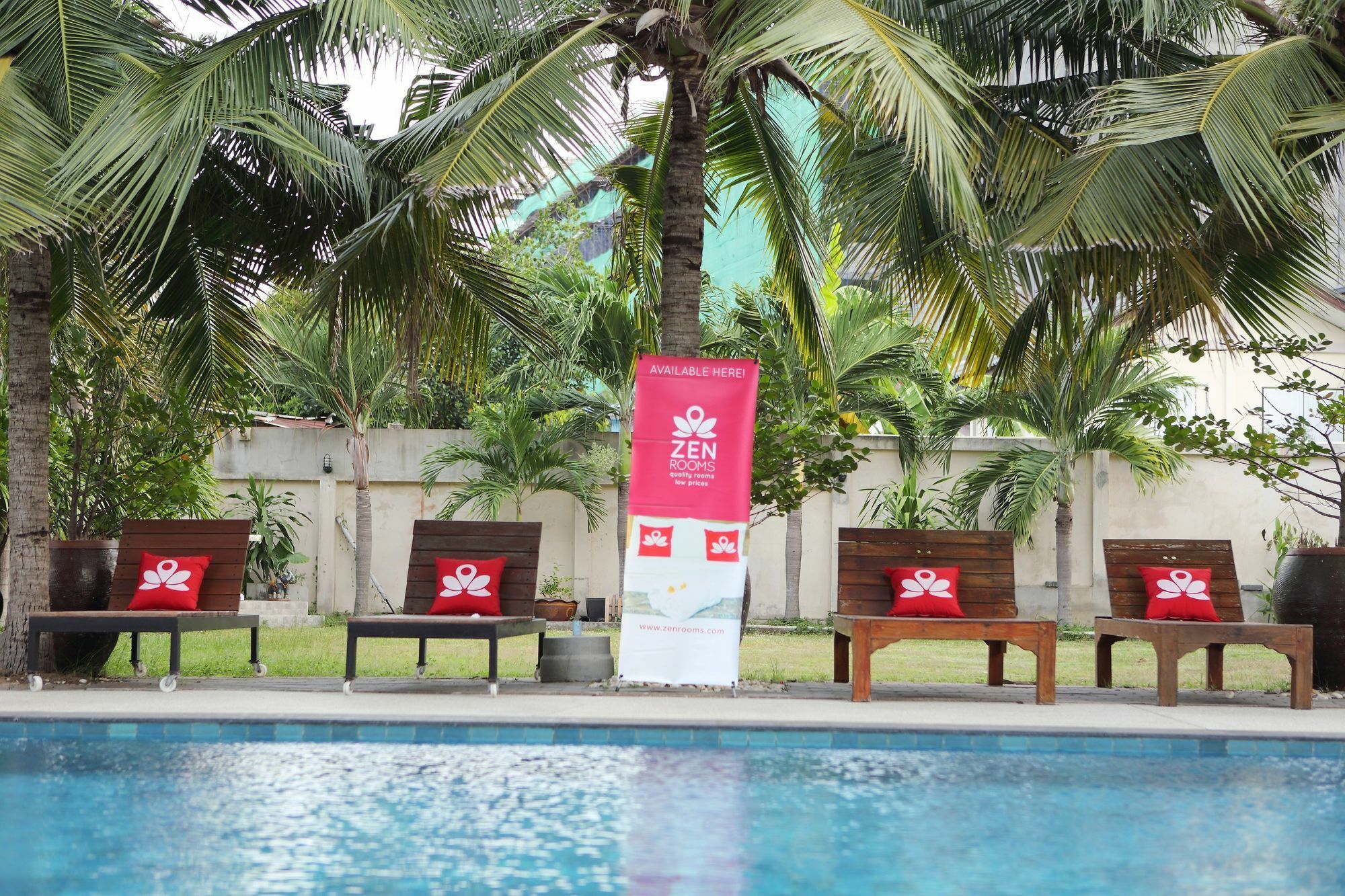 Zen Rooms Bonkai 2 Pattaya Bagian luar foto